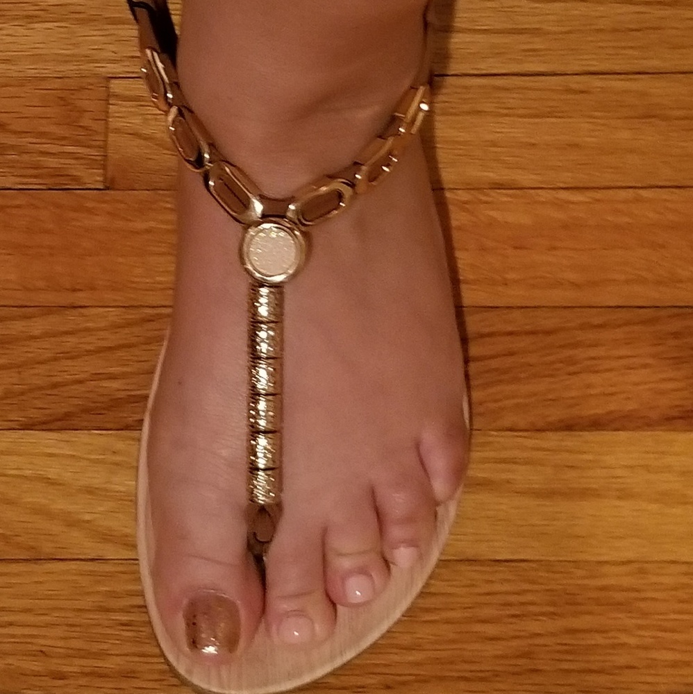 Sandals - Picture 2 of 4